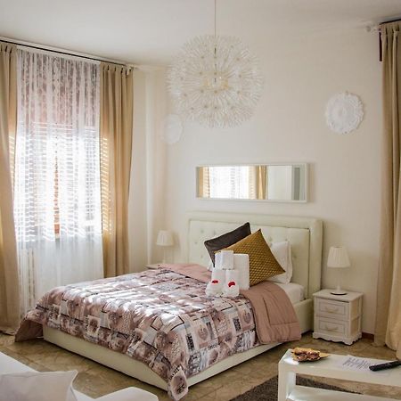 Guest House Piazza Isolo Βερόνα Εξωτερικό φωτογραφία