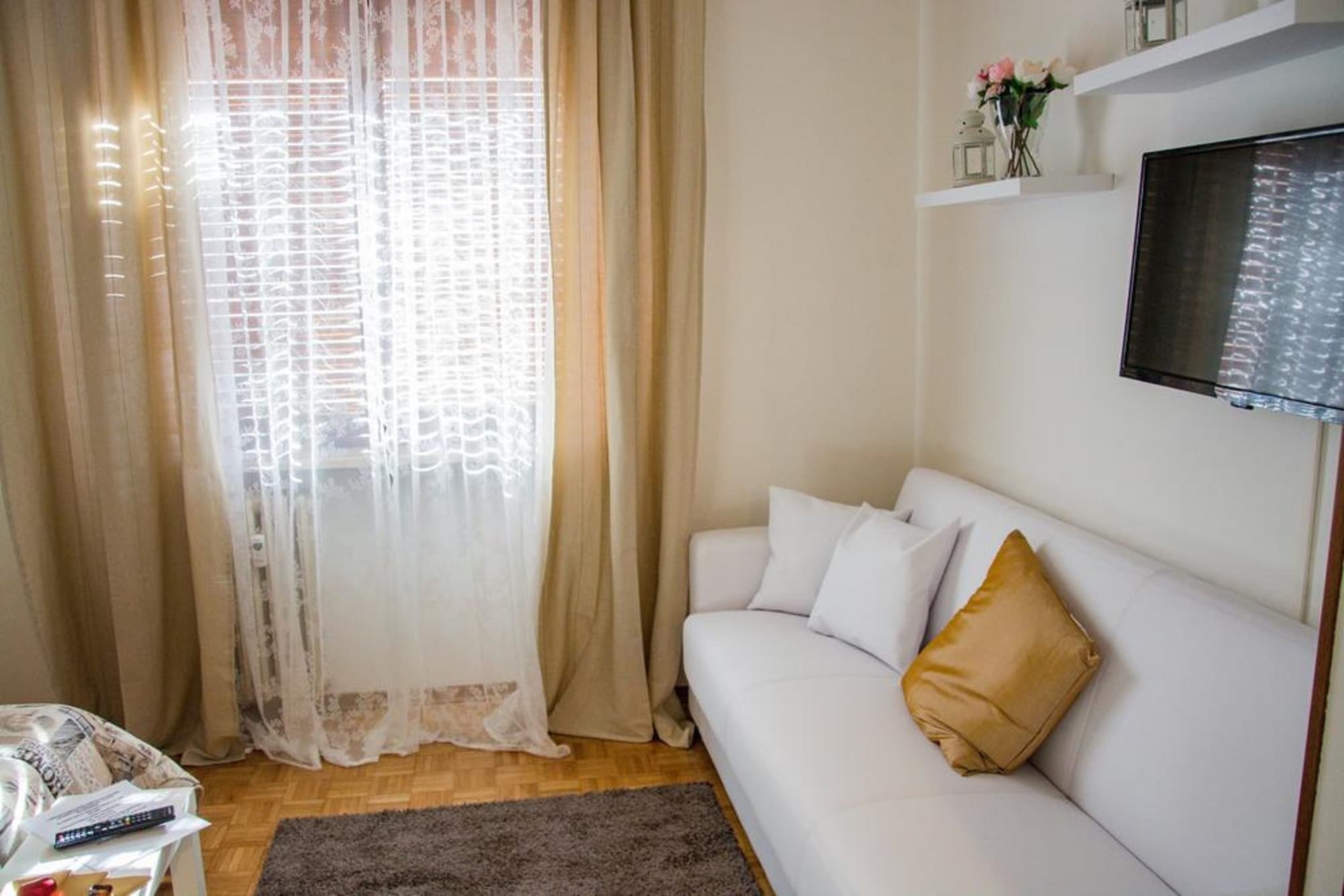 Guest House Piazza Isolo Βερόνα Εξωτερικό φωτογραφία