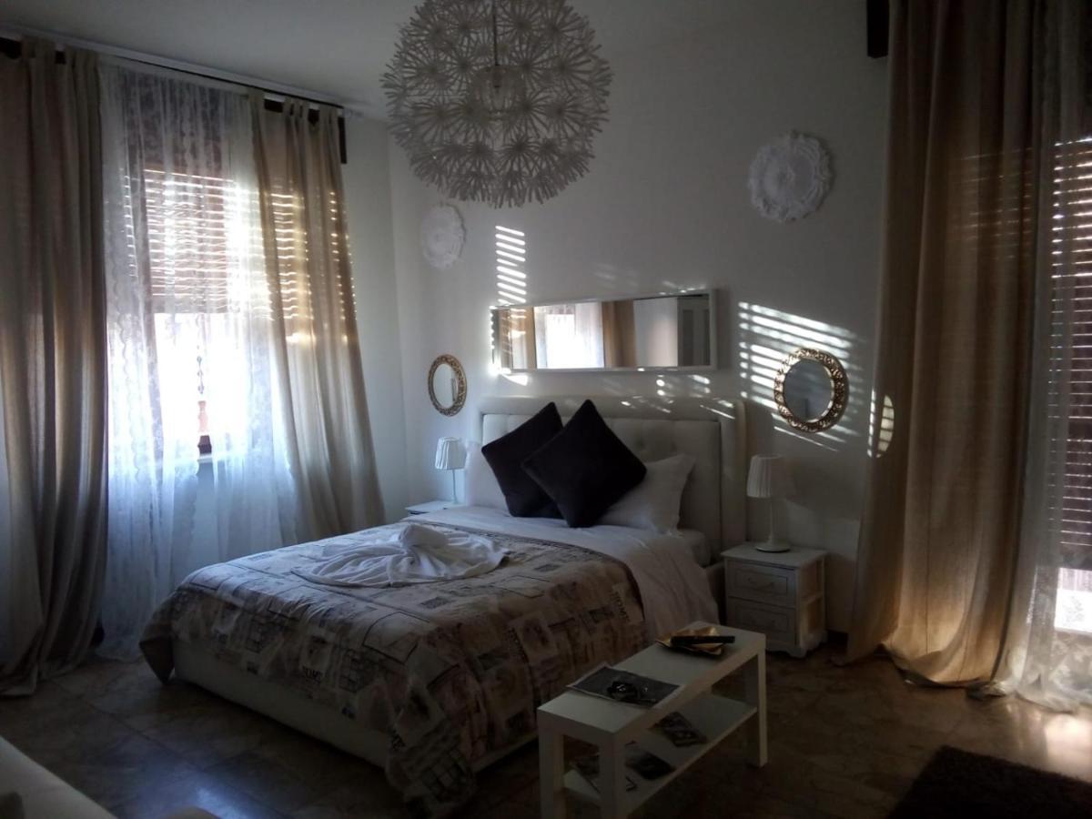Guest House Piazza Isolo Βερόνα Εξωτερικό φωτογραφία