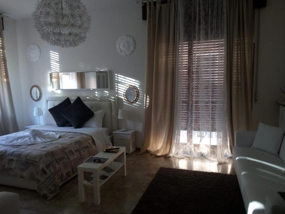 Guest House Piazza Isolo Βερόνα Εξωτερικό φωτογραφία